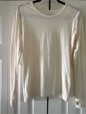 Lululemon Swiftly Tech along Sleeve, White, size 4